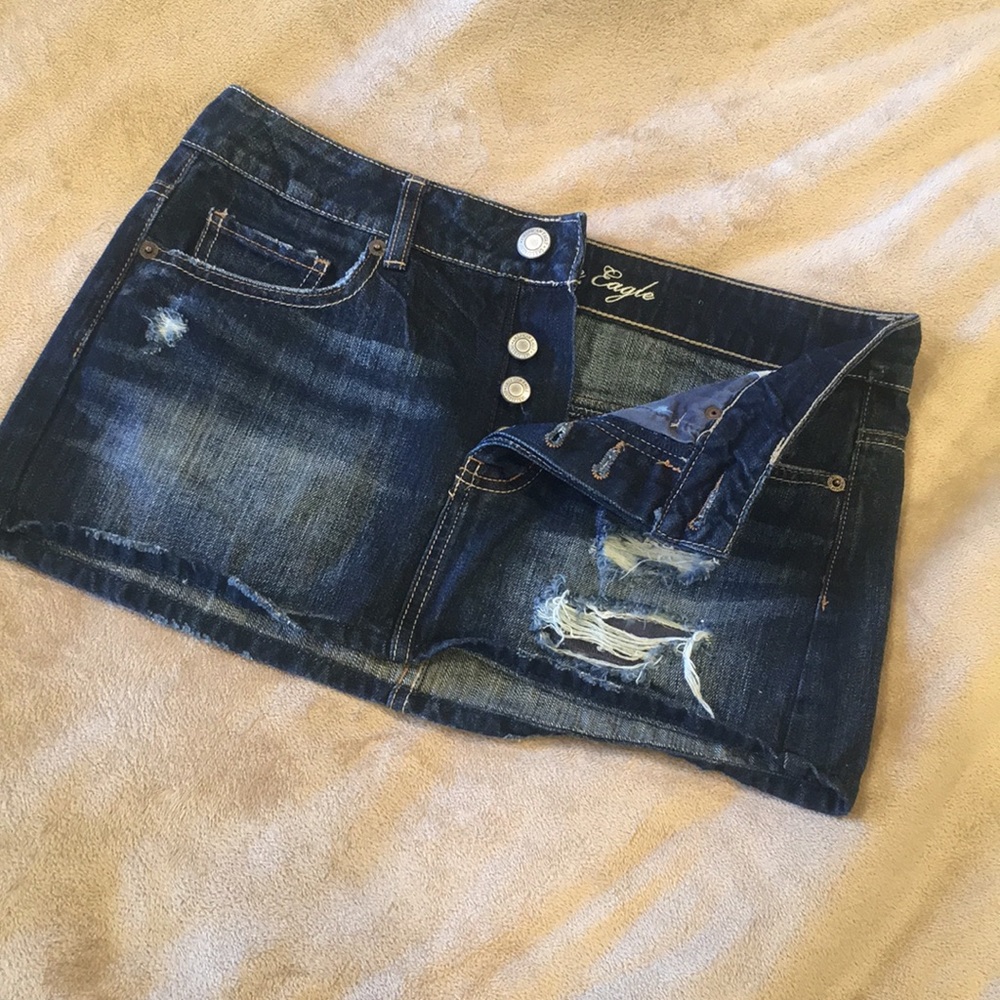 SOLD. American Eagle Skirt! Super Cute!!